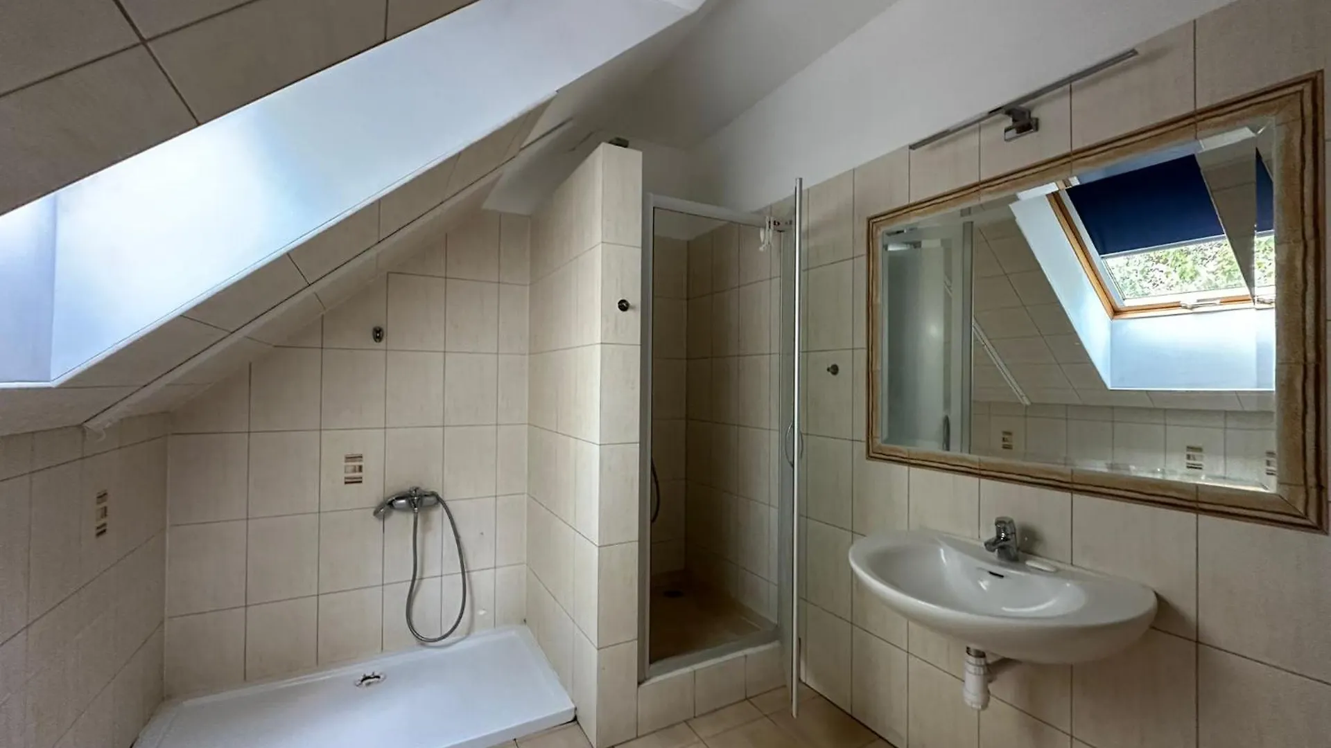 Shiba Room Gdansk Homestay